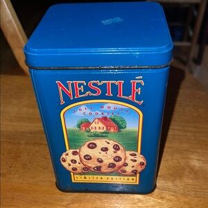 Vintage Nestle Toll House Tin
